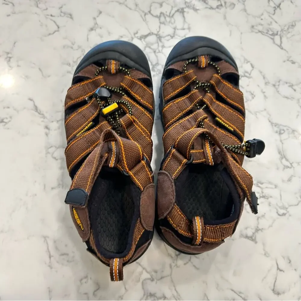 Keen brown youth